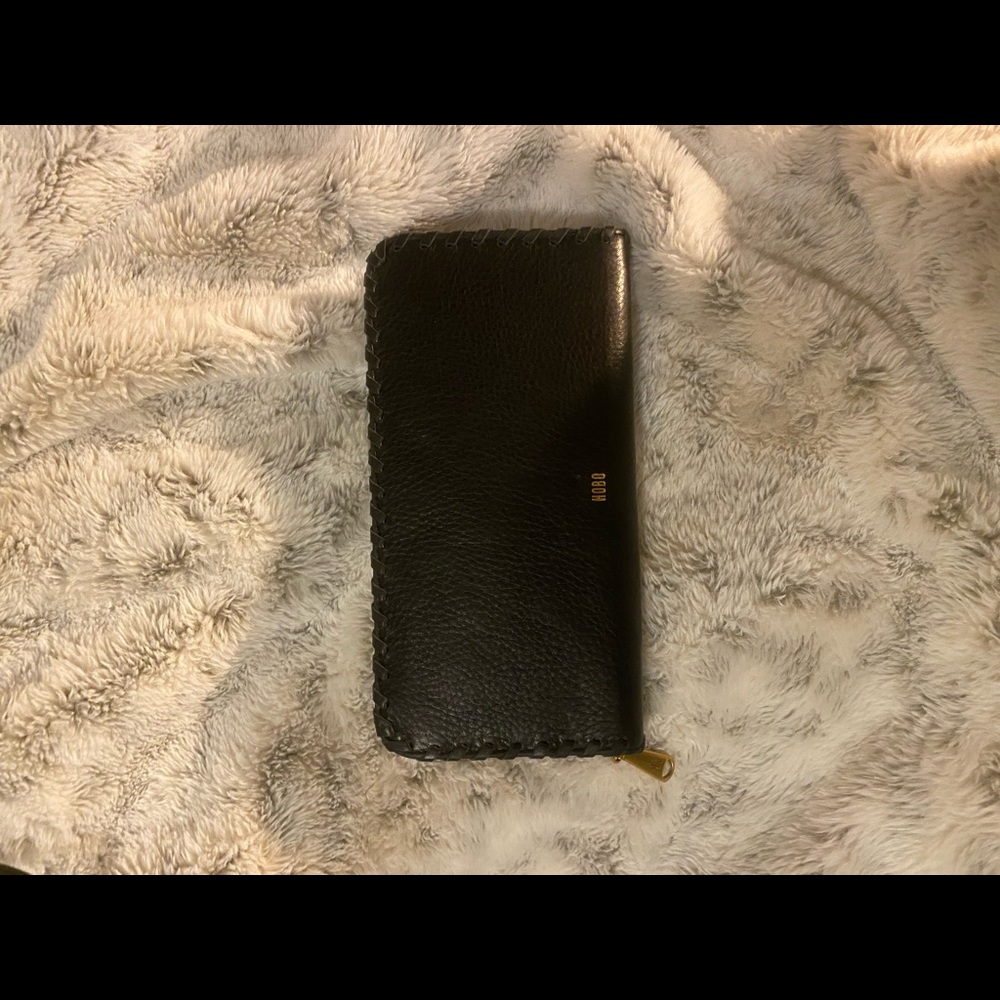 NWOT Hobo Black Pebble Leather Whipstitch Wallet